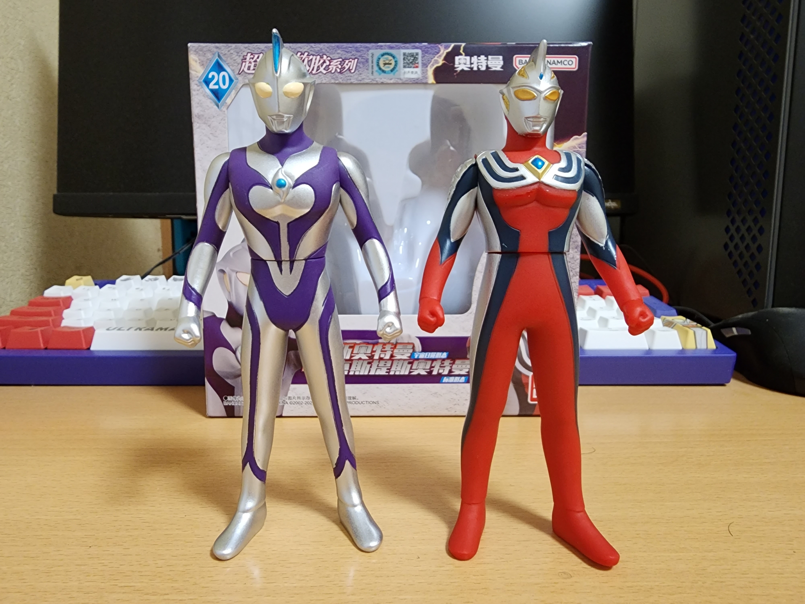 ウルトラマンコスモス スタンディングパネル CORONA