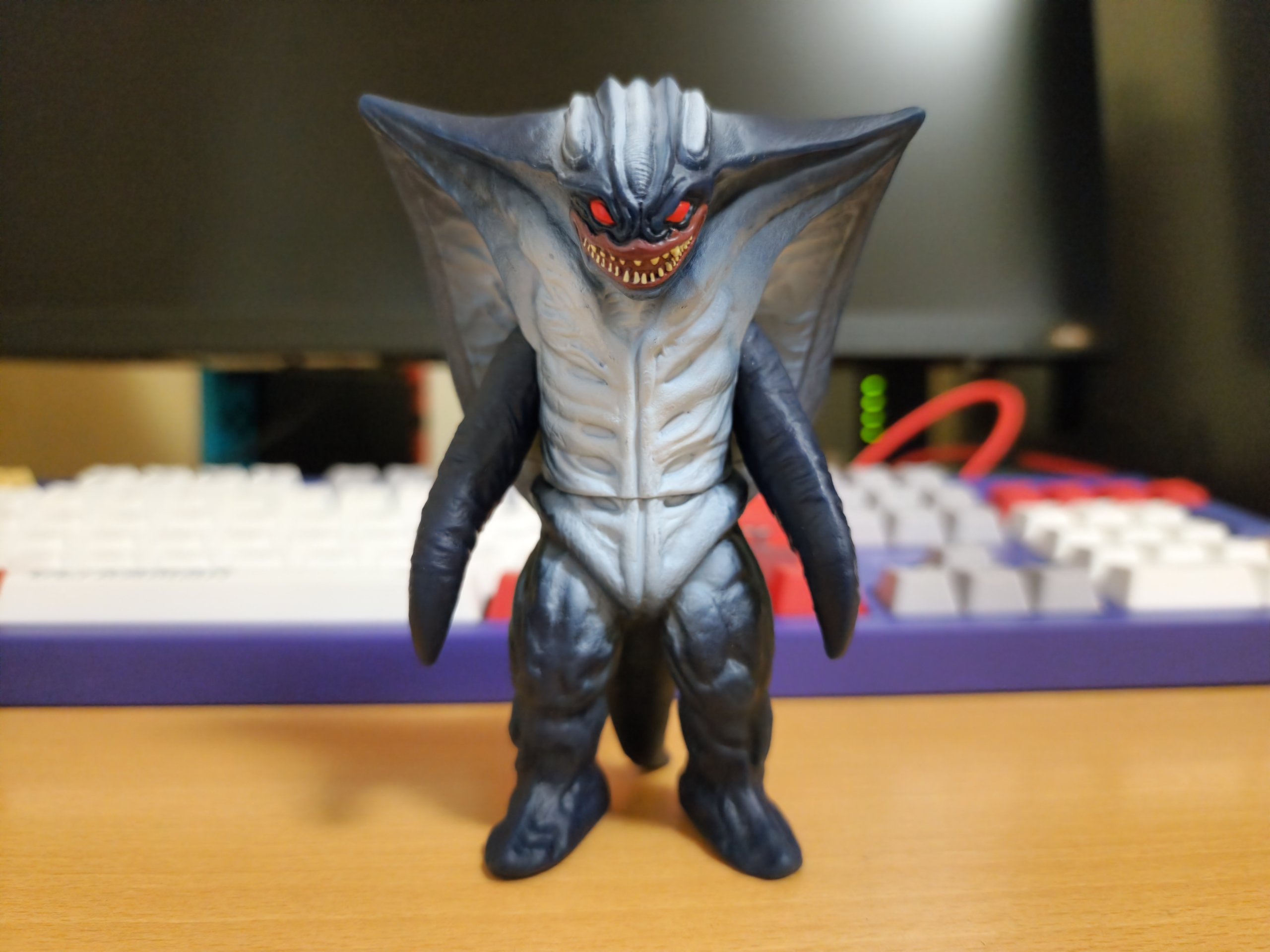 中国限定ソフビ 超決戦 ウルトラマンコスモス エクリプスモードVS