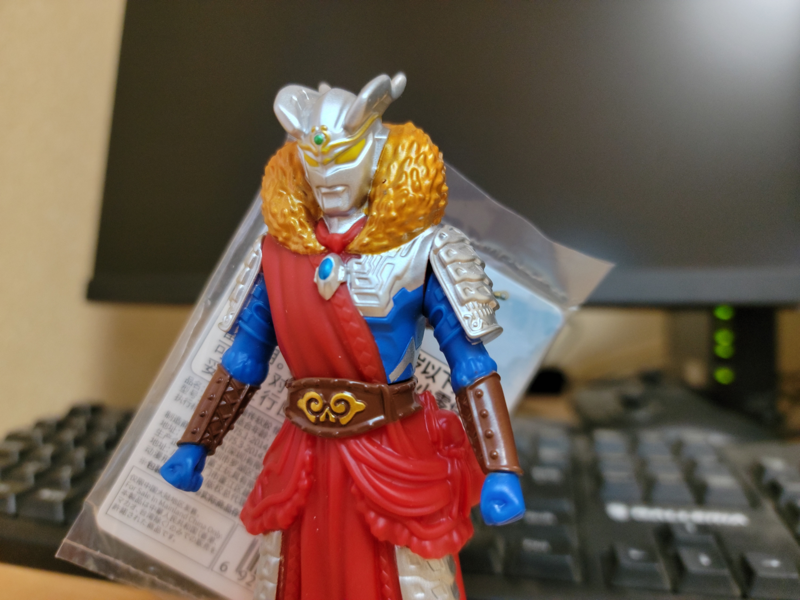 中国限定ソフビ ウルトラマン英雄伝 ウルトラマンゼロ 悟空アーマー