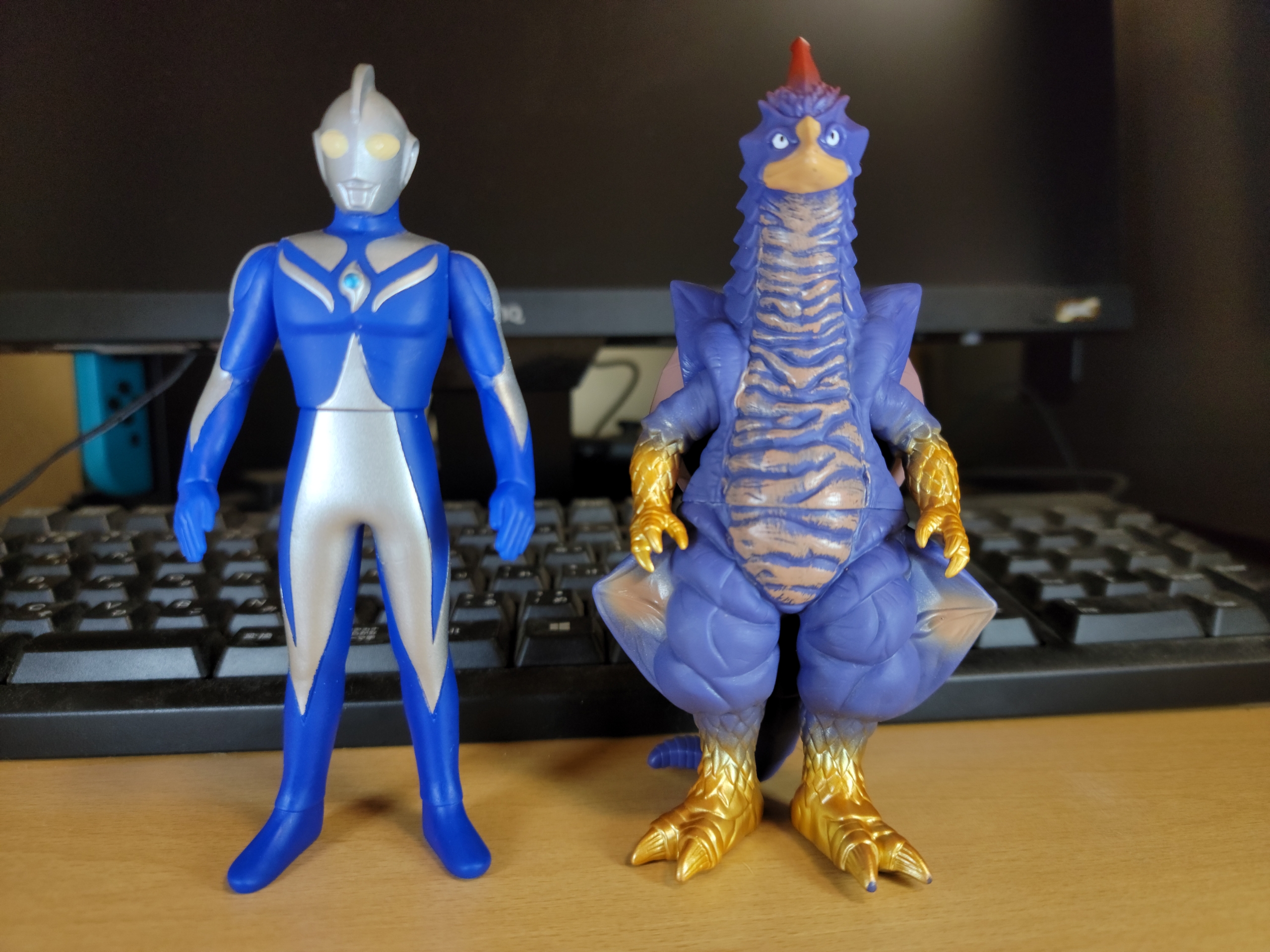 中国限定ソフビ 超決戦 ウルトラマンコスモス&リドリアス レビュー