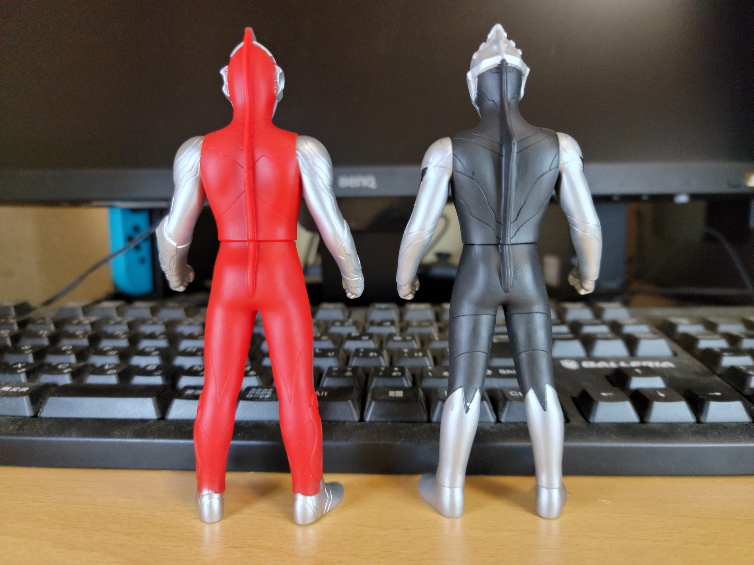 中国限定ソフビ 超決戦 ウルトラマンリブットVSウルトラマン