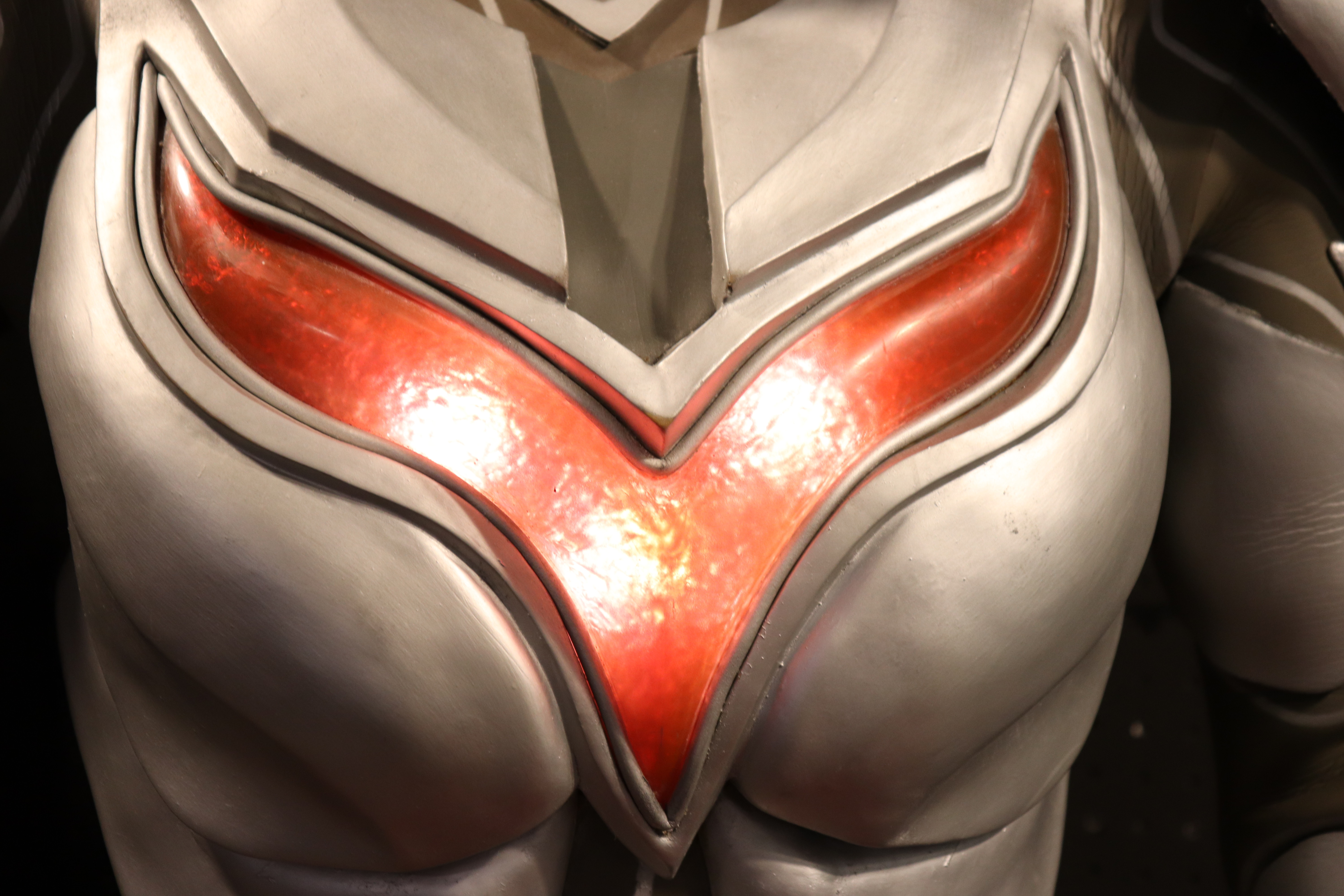 中野ブロードウェイ 墓場の画廊 ウルトラマンネクサス展 に行ってき