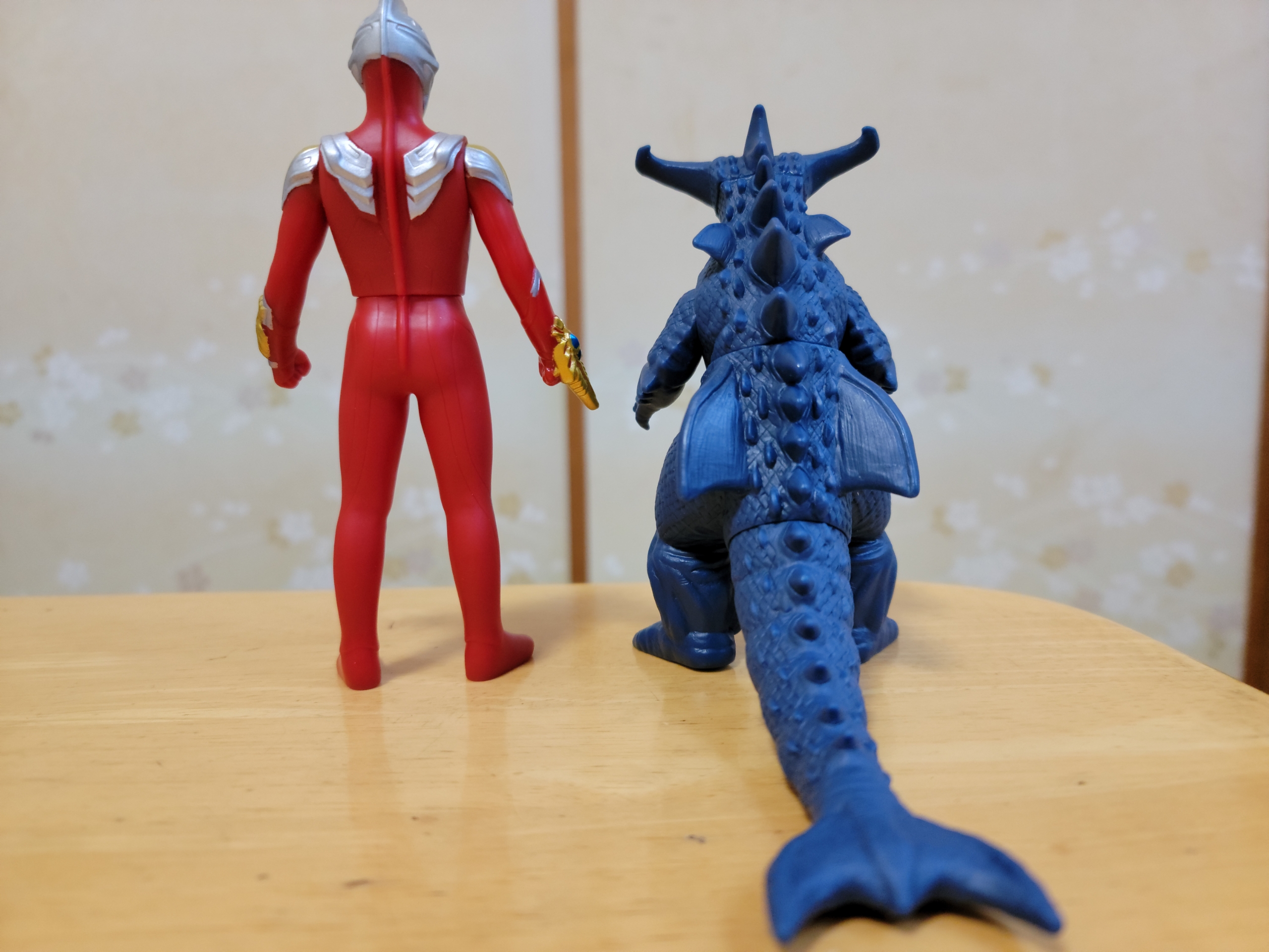 中国限定ソフビ 超決戦 ウルトラマンマックス(マックス