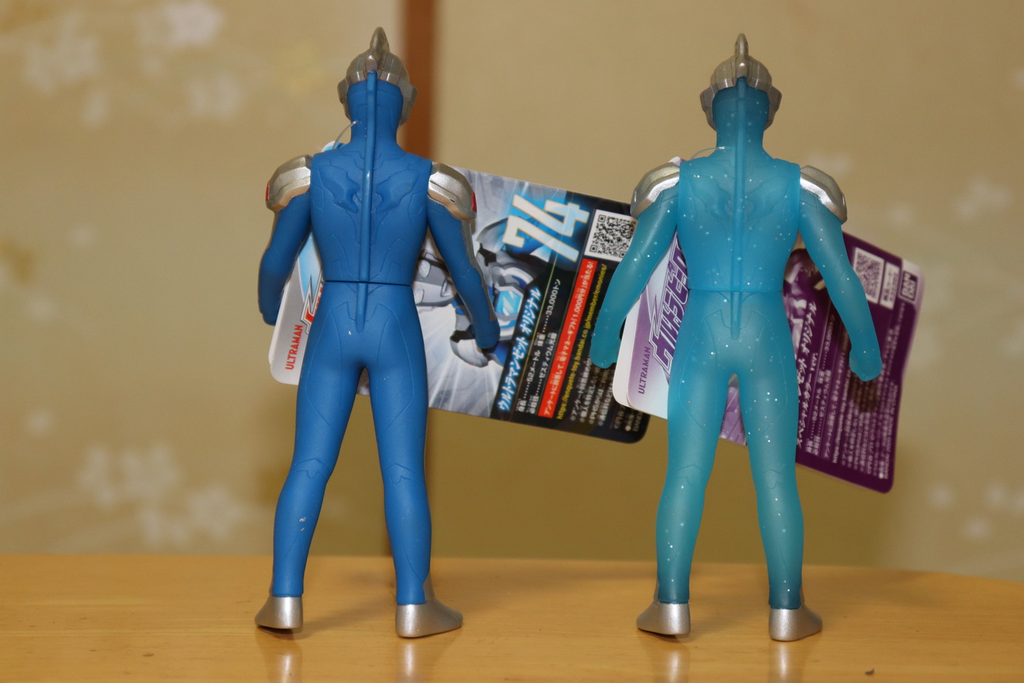ウルトラマンゼットオリジナル背面