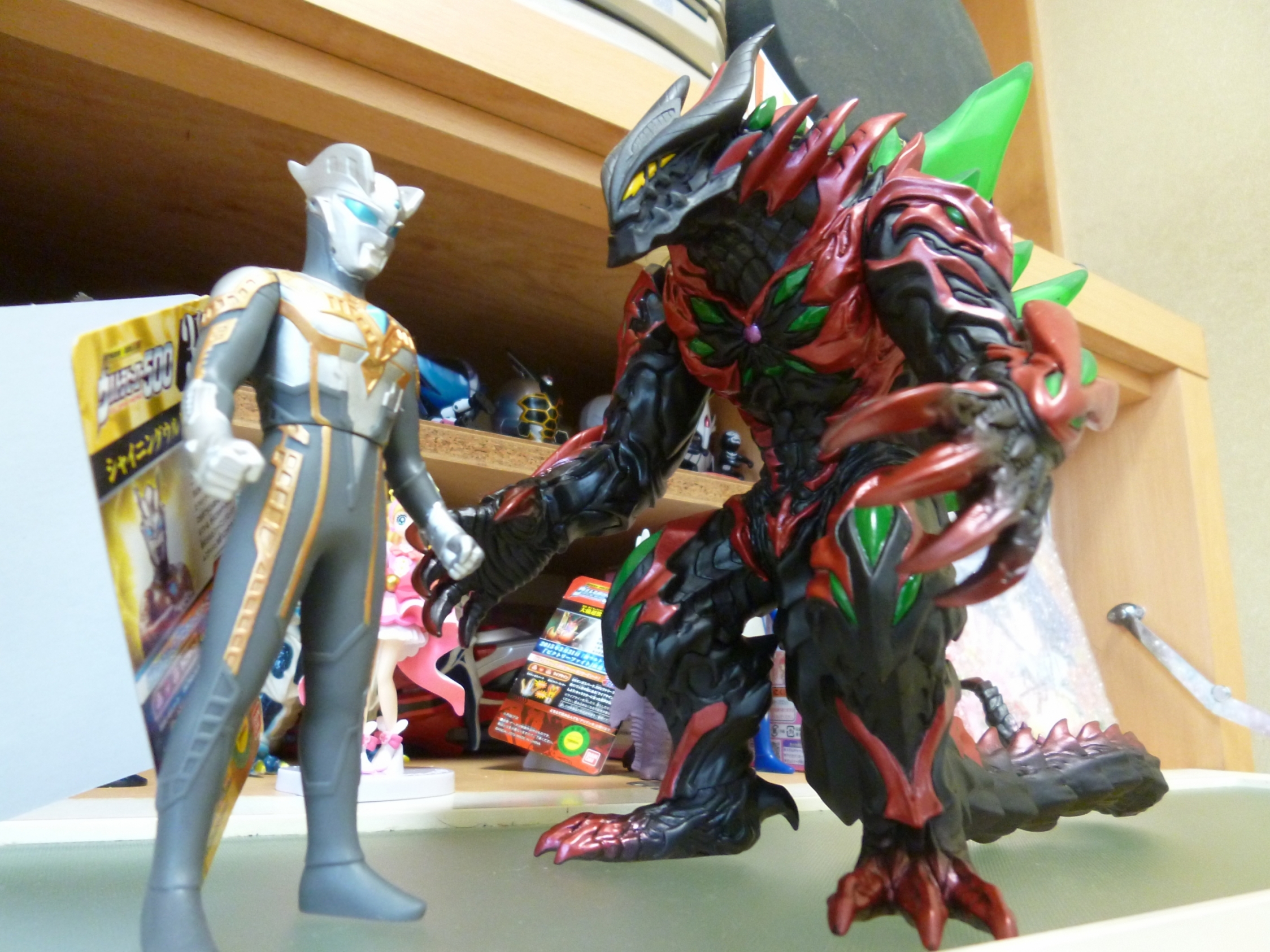 ウルトラ怪獣シリーズEX アークベリアル 18 ベリアル・ベリアルクリア ウルトラ怪獣DX 銀河大帝アークベリアル レビューらしきもの