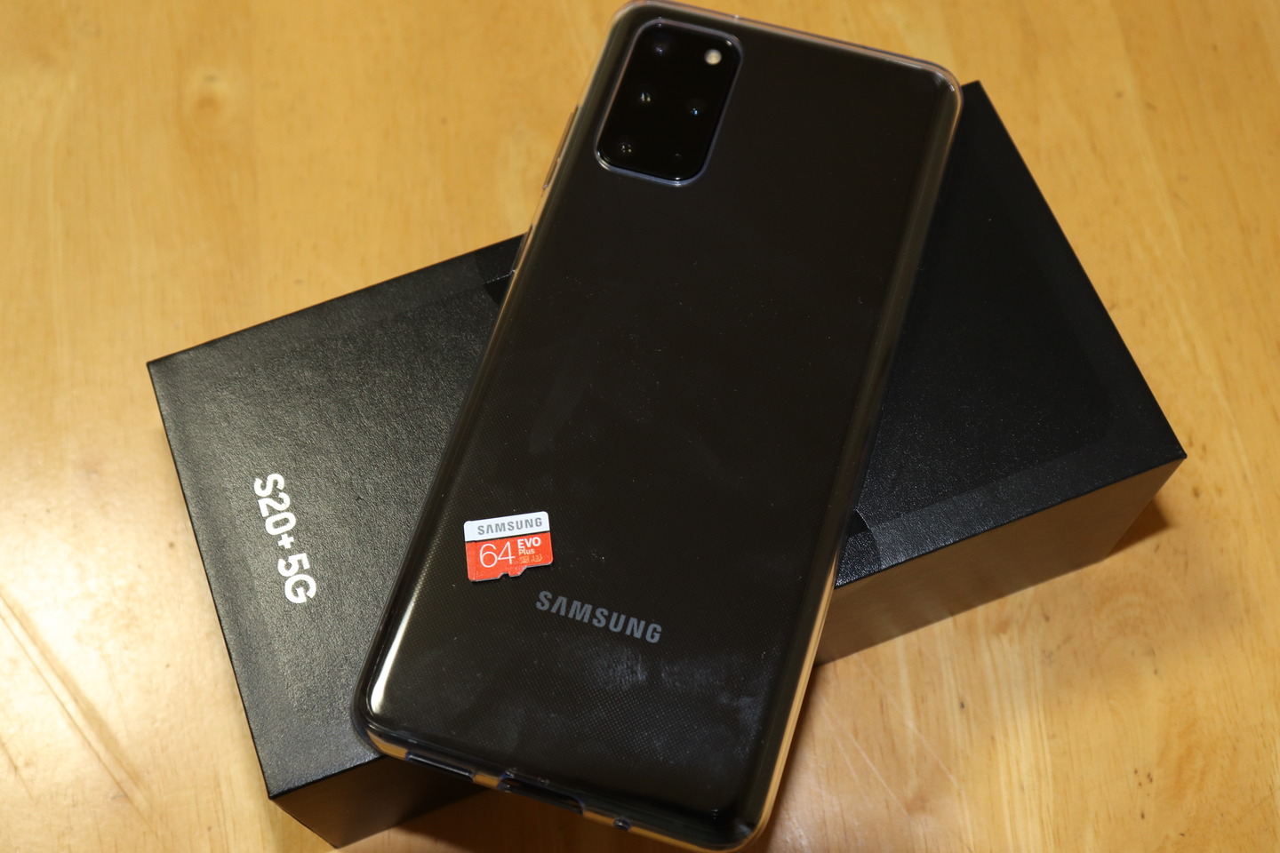 Samsungのスマホとmicrosd