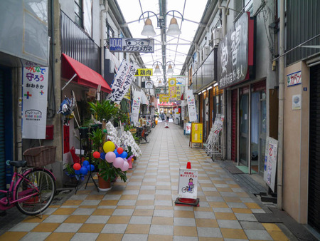 香里中央商店街に やまや がオープン 三重名物 鳥焼肉や伊勢うどんのお店 寝屋川つーしん