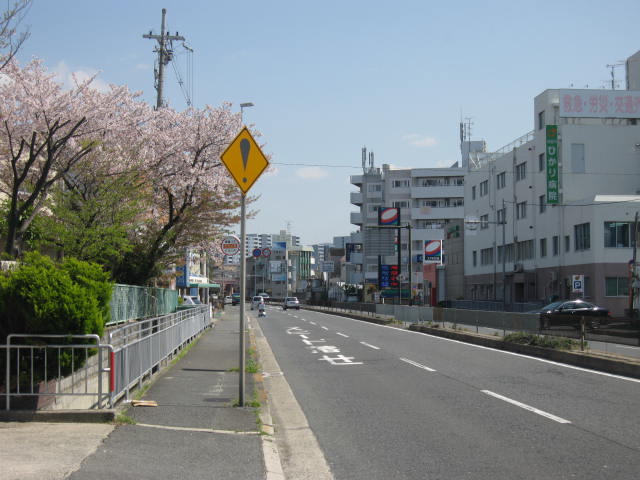 石津小学校前にある謎の標識 寝屋川珍百景 寝屋川つーしん