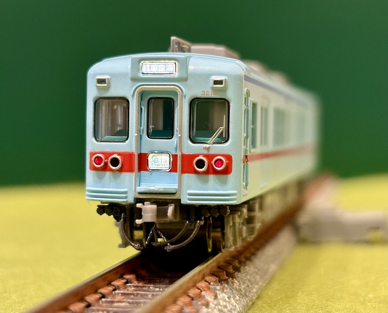 マイクロエースの「京成3200形」と、鉄コレの「西鉄600形」を並べてみ