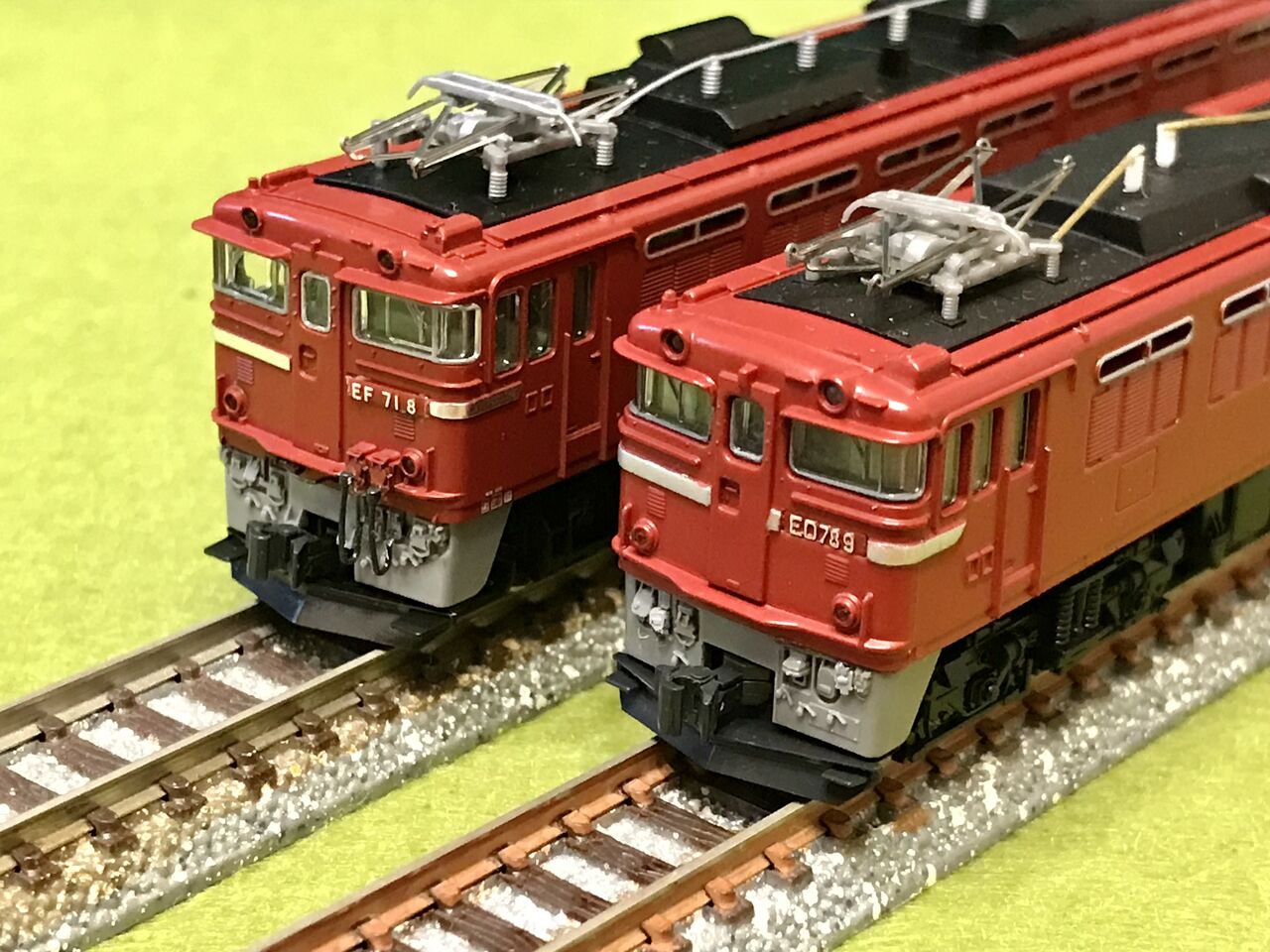 トミックスの「EF71形」と、マイクロエースの「ED78形」を並べてみまし
