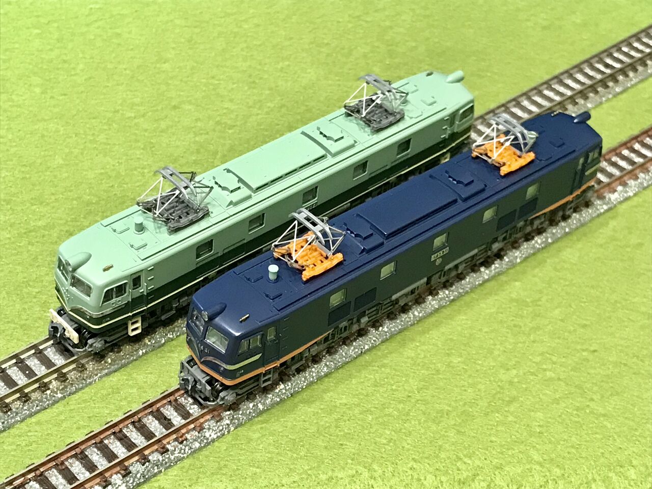 KATOの「EF58形 試験塗装機（4号機＆31号機）を並べてみました