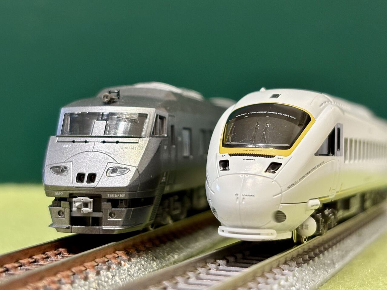 KATOの「787系」と「885系」を並べてみました。 : エヌゲ道 since 2015