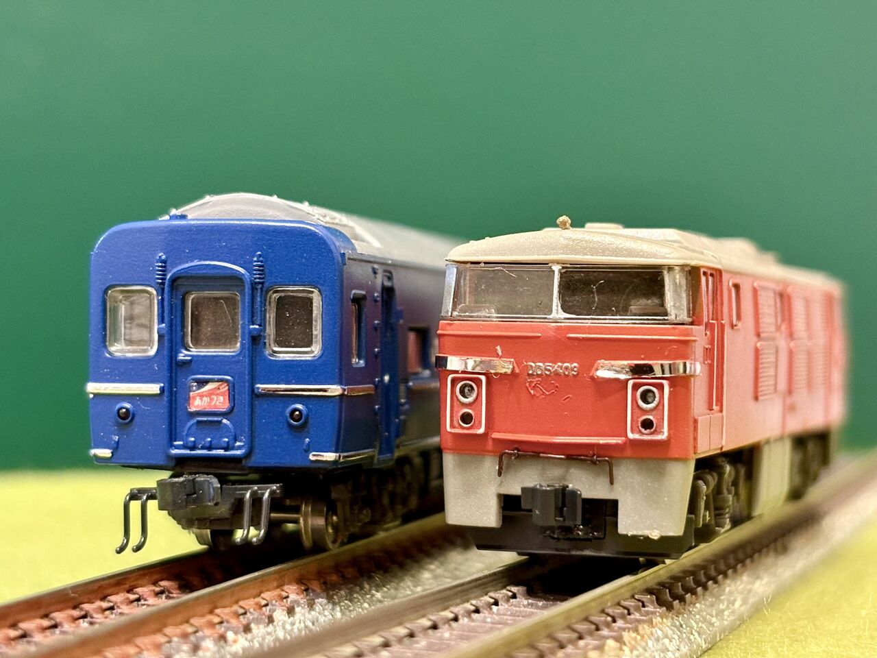 学研（エーダイ）の「DD54タイプ」と「スハネフ15形」を並べてみました