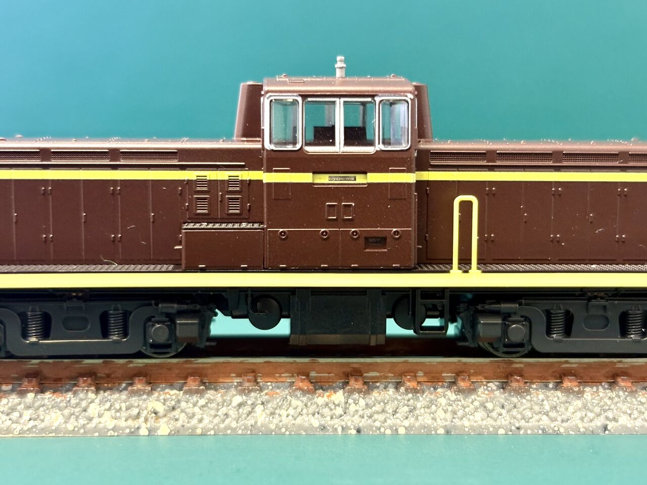 KATO「DD13初期形・茶」の入線整備・その2。 : エヌゲ道 since 2015