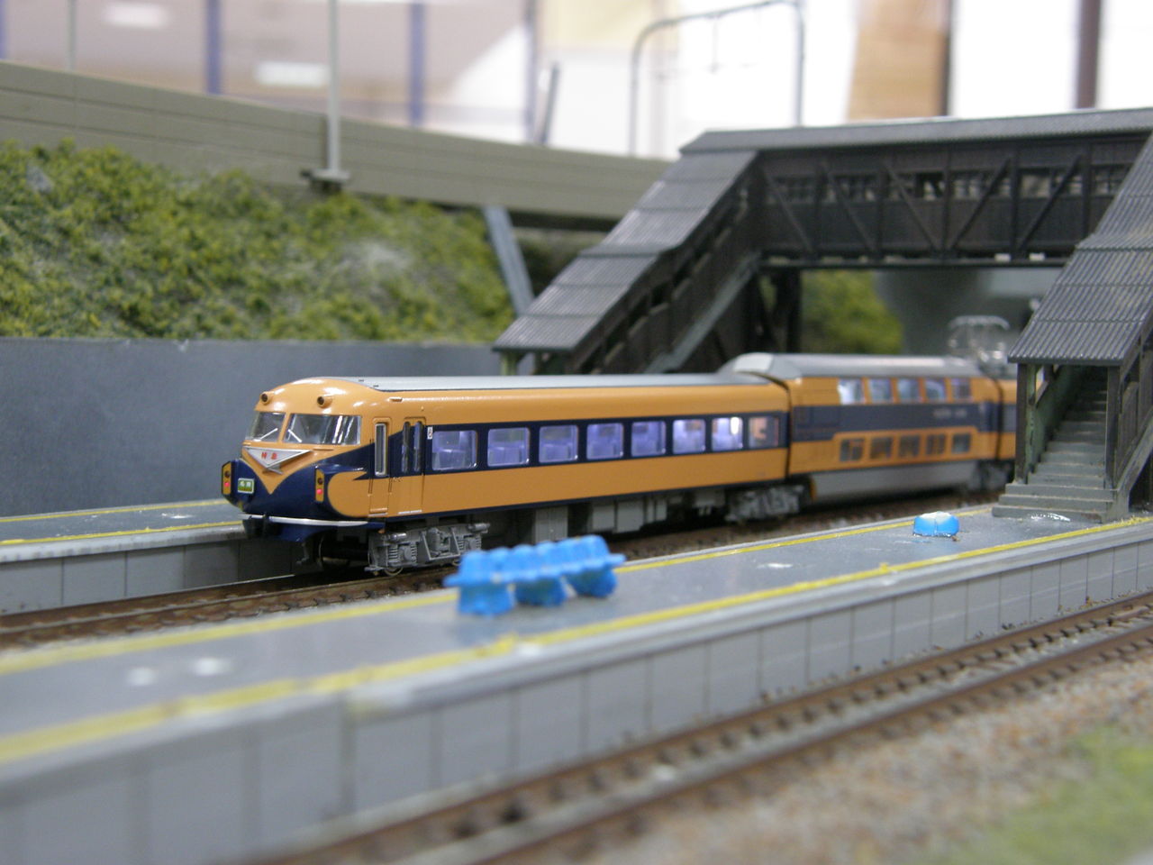 KATOから「近鉄10100系・新ビスタカー」が発売!です。 : エヌゲ KATOから「近鉄10100系・新ビスタカー」が発売!です。 : エヌゲ