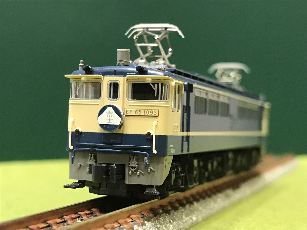 KATO EF65 1000 Nゲージ 鉄道模型 Amazon | KATO Nゲージ EF65 1000 前期形 JR貨物2次更新車色