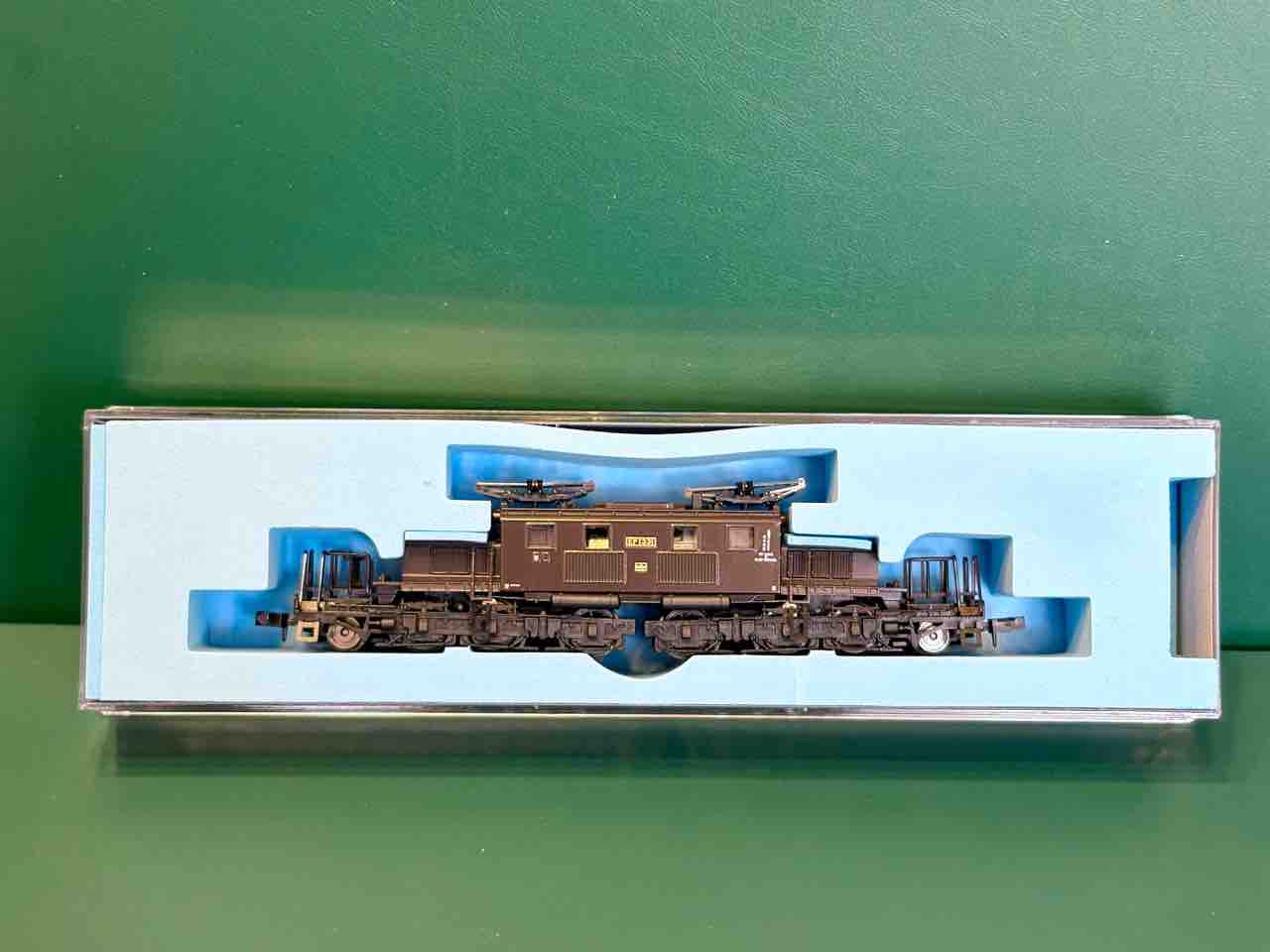 新規入線車両（マイクロエース・EF13-31 第一次改装）・開封編