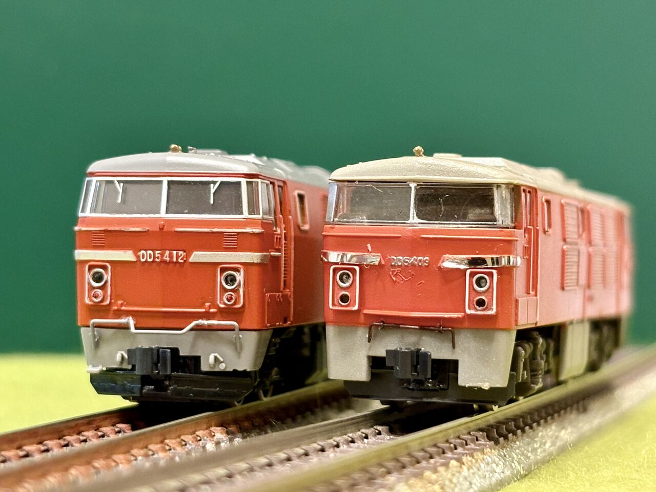 学研（エーダイ）の「DD54タイプ」と「スハネフ15形」を並べてみました