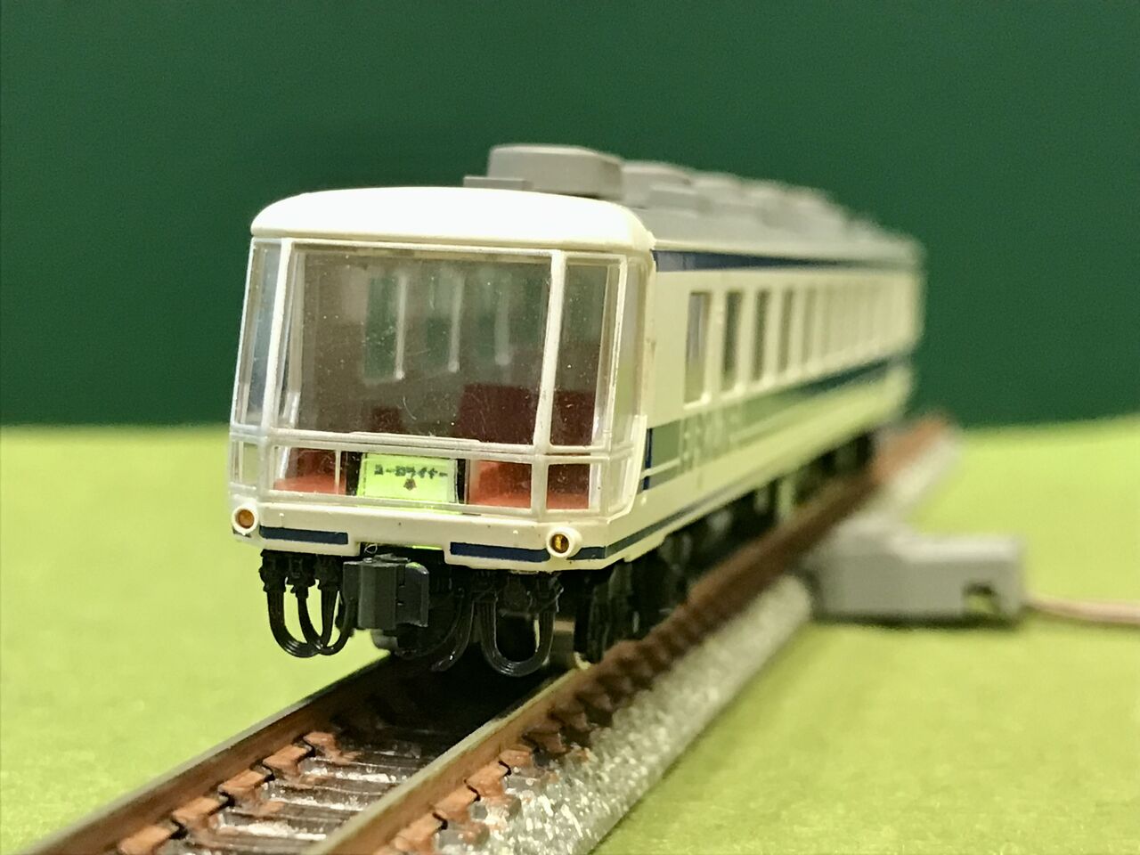 KATOの「サロンエクスプレス東京」とトミックスの「ユーロ
