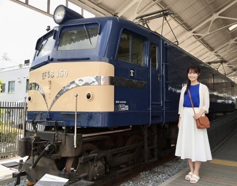 6a093859-s.jpg