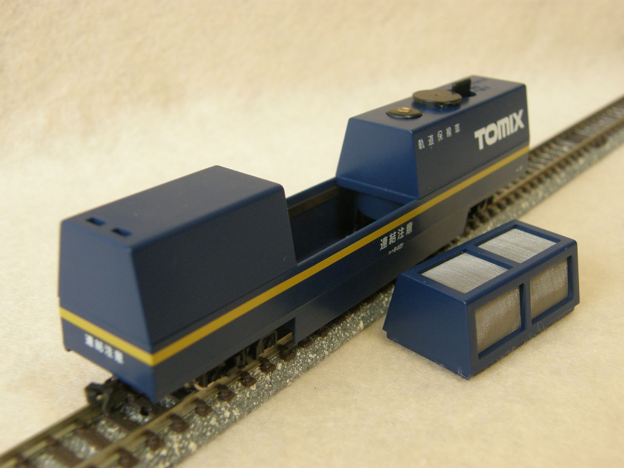 マルチレールクリーニングカー（青）｜製品情報｜製品検索｜鉄道