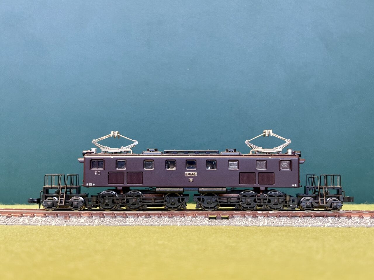 マイクロエース EF 18-32 電気機関車 Nゲージ 新規入線車両（マイクロエース EF18-32）。 : エヌゲ道 since 2015