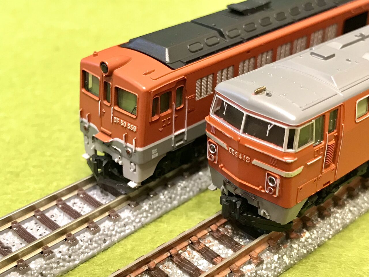 トミックスの「DF50形」と「DD54形」を並べてみました