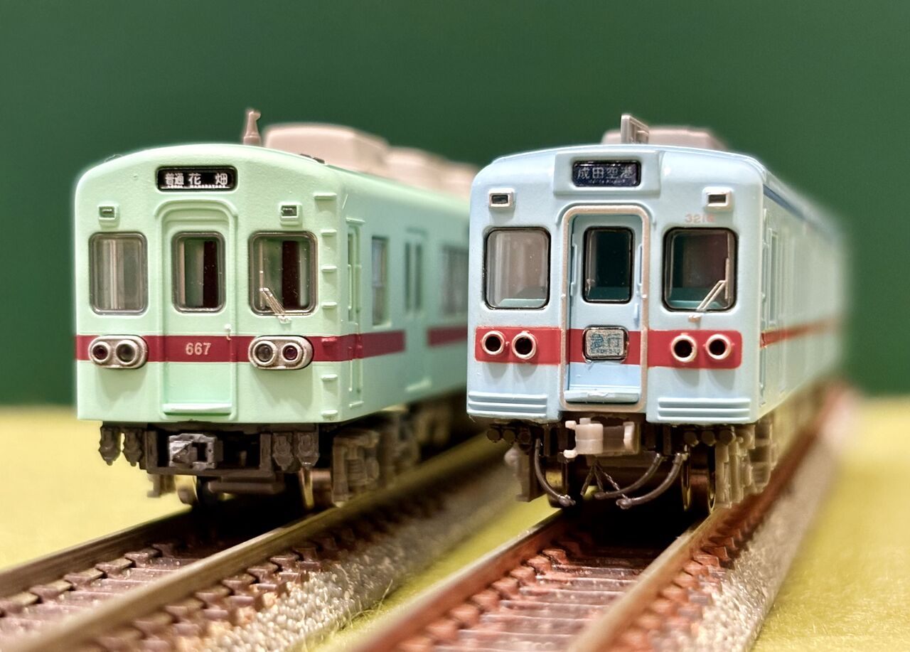 マイクロエースの「京成3200形」と、鉄コレの「西鉄600形」を並べてみ