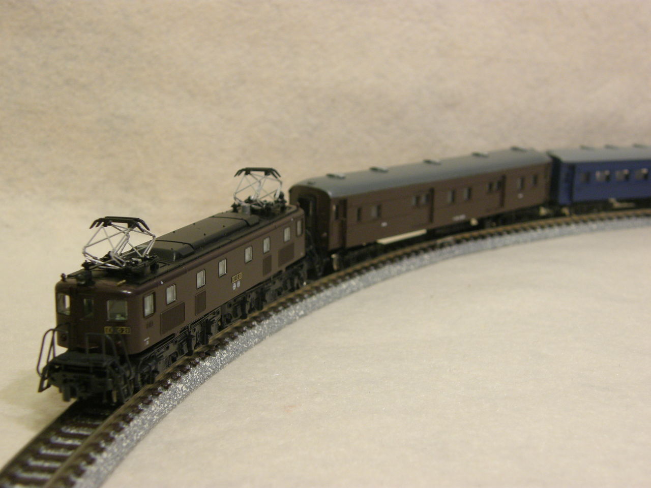 Nゲージ 60型 鉄道模型 黄色 5190LbETdIL._UF894,1000_QL80_.jpg