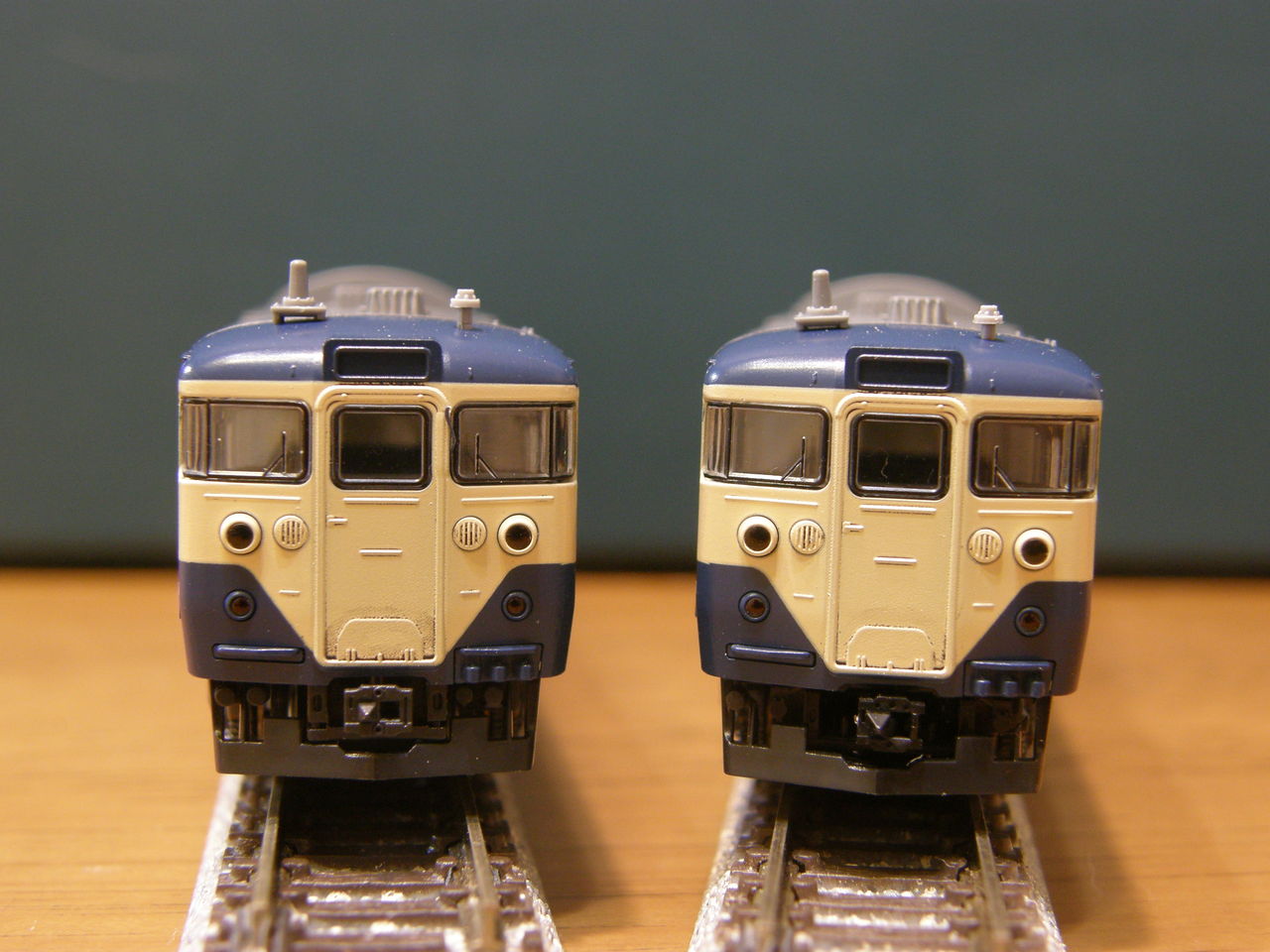 KATO4867-1 4868-1　クモユニ82 800番台セット クモユニ82 800番台 横須賀色(M＆T) | KATO(カトー) 4867-1 4868