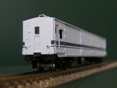 8eac986f-s.jpg