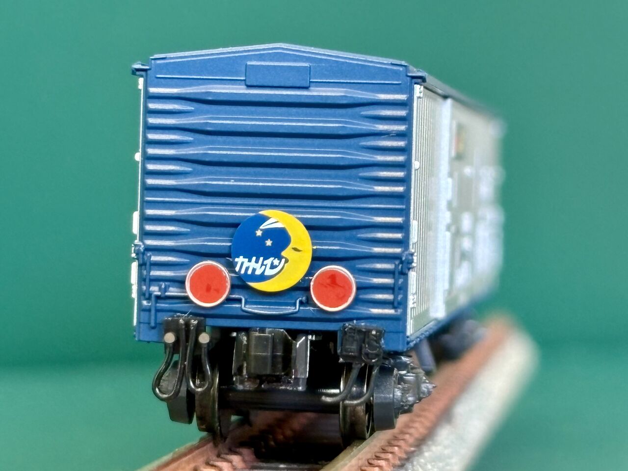 KATO「ワキ10000形・カートレイン九州」の車端部加工。 : エヌゲ道