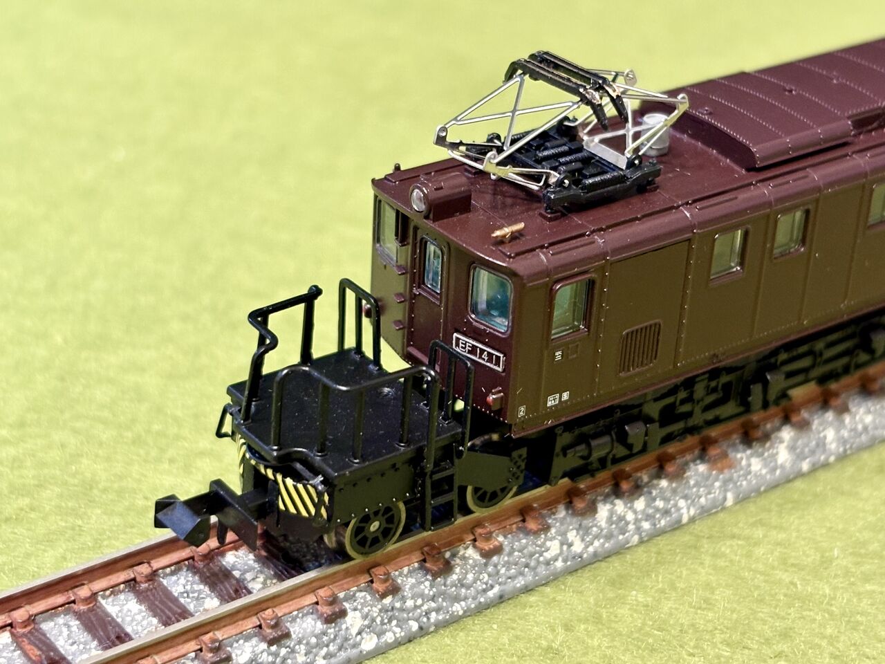 新規入線車両（マイクロエース EF14-1 ゼブラ塗装）。 : エヌゲ道