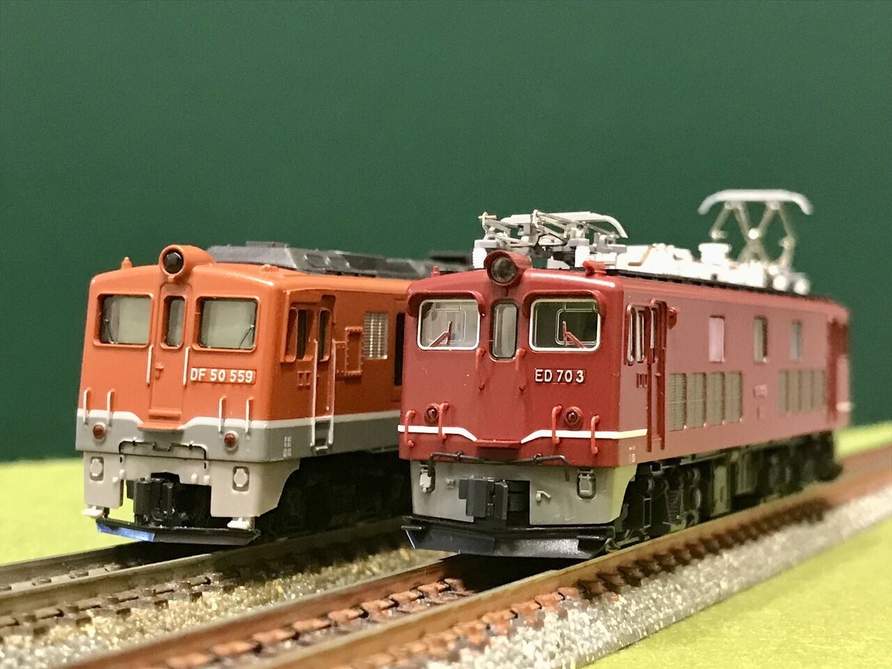 TOMIX DD54 2輌 DF50 1輌セット TOMIX DD54の分解整備と意外な発見 | 緩行線