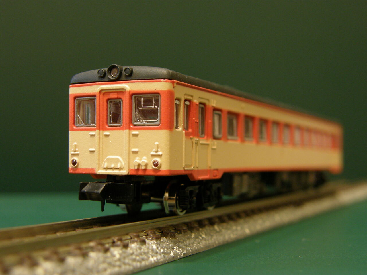 B-004 キハ26 準急色(2両入) 塗装済みキット B-004 キハ26 準急色(2両入) 塗装済みキット 国鉄ディーゼルカー