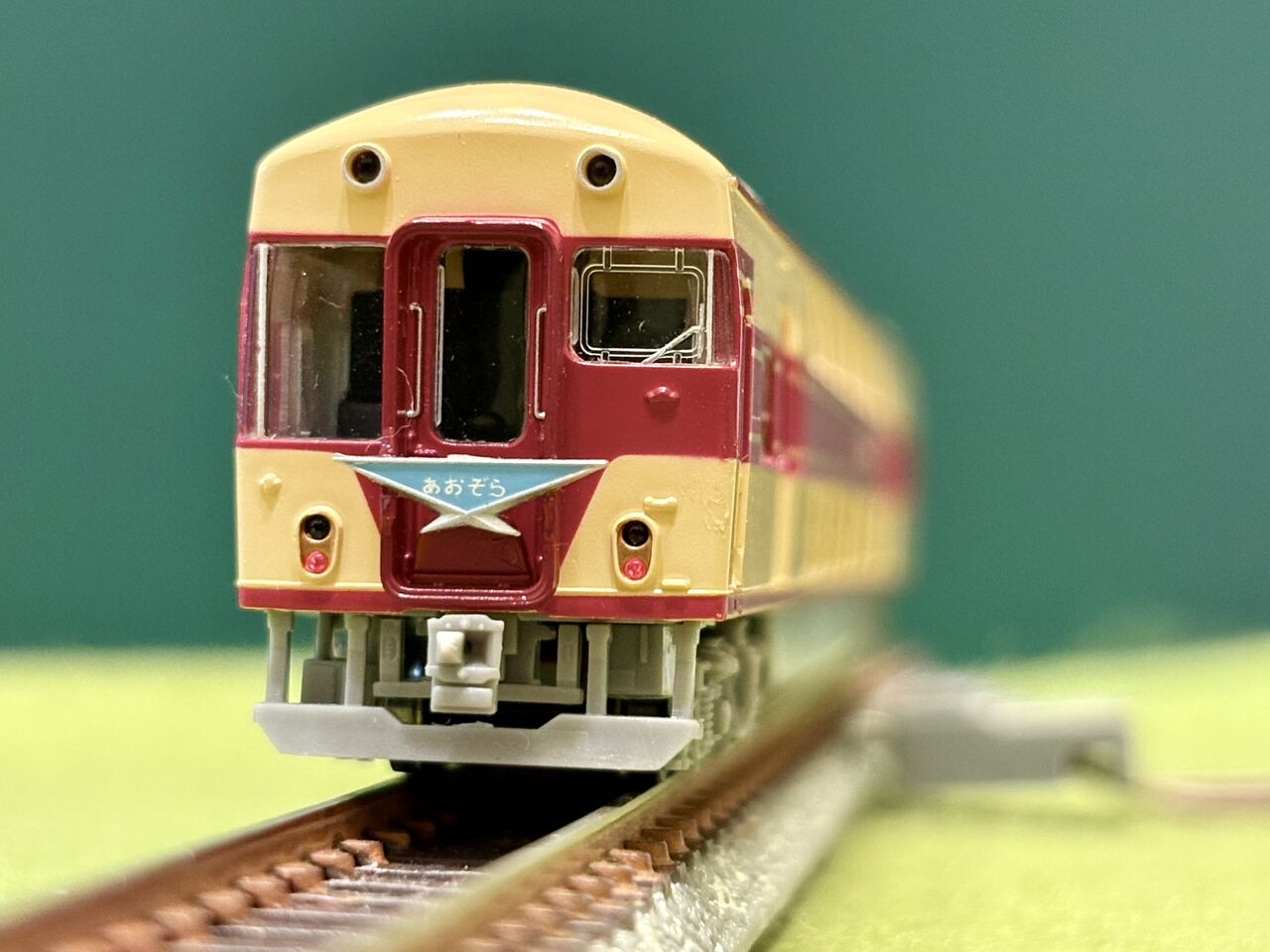 トミックスの「近鉄30000系」とマイクロエースの「20100系 あおぞら号