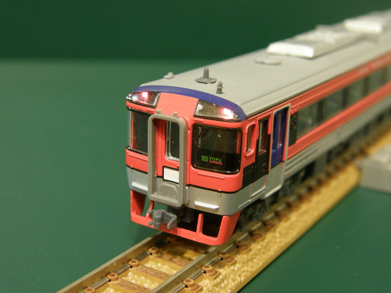 マイクロエース 「キハ185系・JR九州色（登場時）特急 ゆふ」 その1