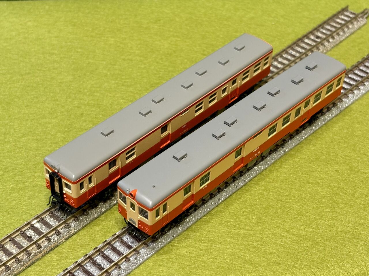 KATOとトミックスの「キハユニ26形」を並べてみました。 : エヌゲ道