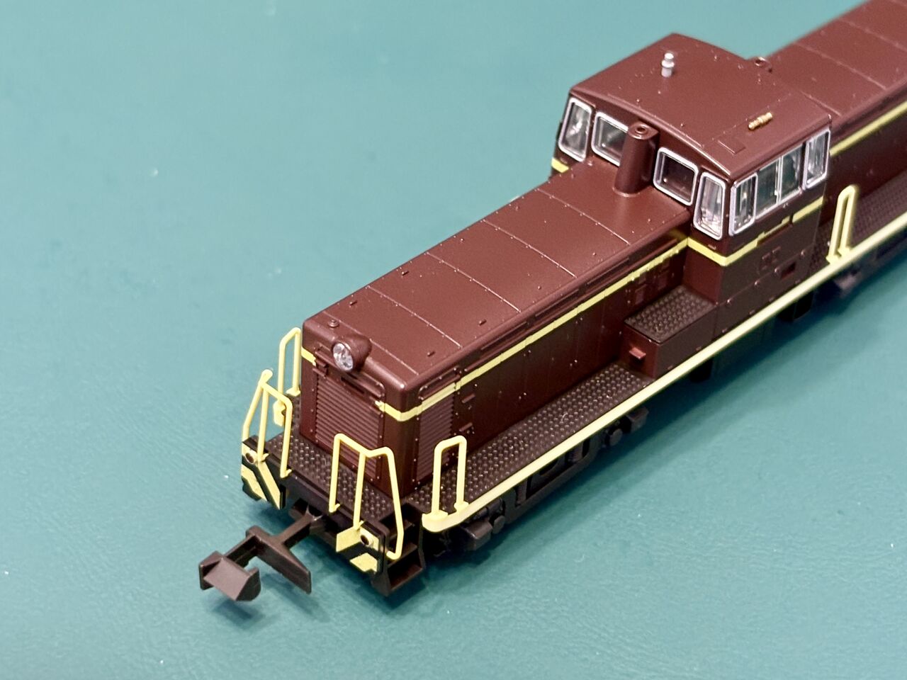 新規入線車両（KATO DD13 初期形・茶）。 : エヌゲ道 since 2015 ～N