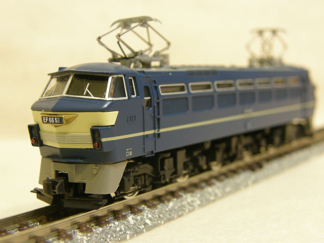 堅実な究極の トミックス 「EF66形」のプチ・ディティールアップ。 : エヌゲ道 鉄道模型