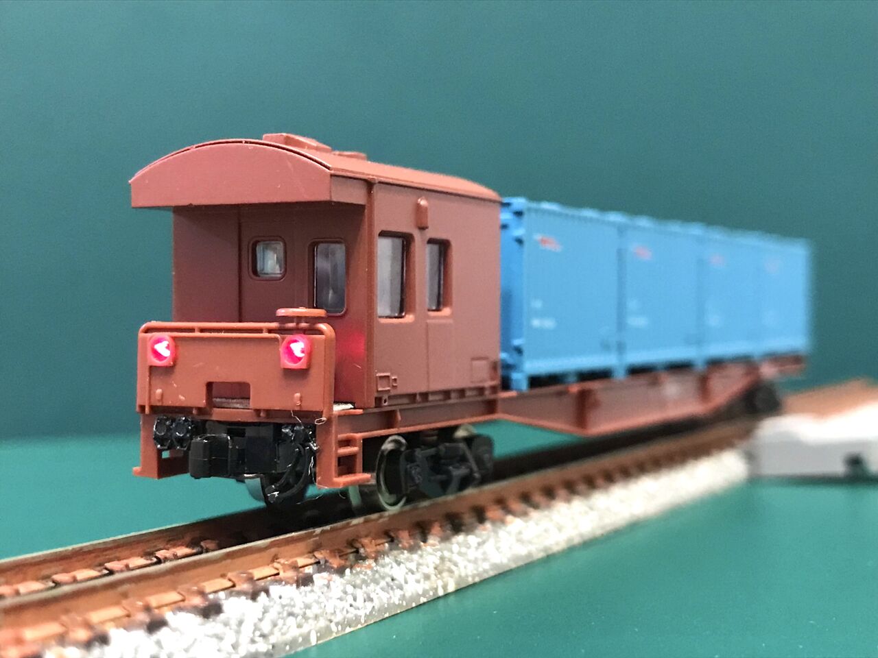 トミックス「コキフ50000形(初期製品)」の車端部加工 トミックス「コキフ50000形(初期製品)」の車端部加工