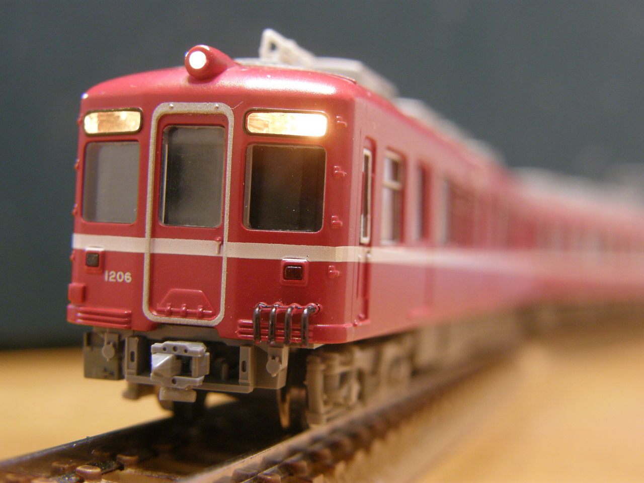 マイクロエース 「京急1000形の先頭車に、TNカプラーを装備する マイクロエース 「京急1000形の先頭車に、TNカプラーを装備する