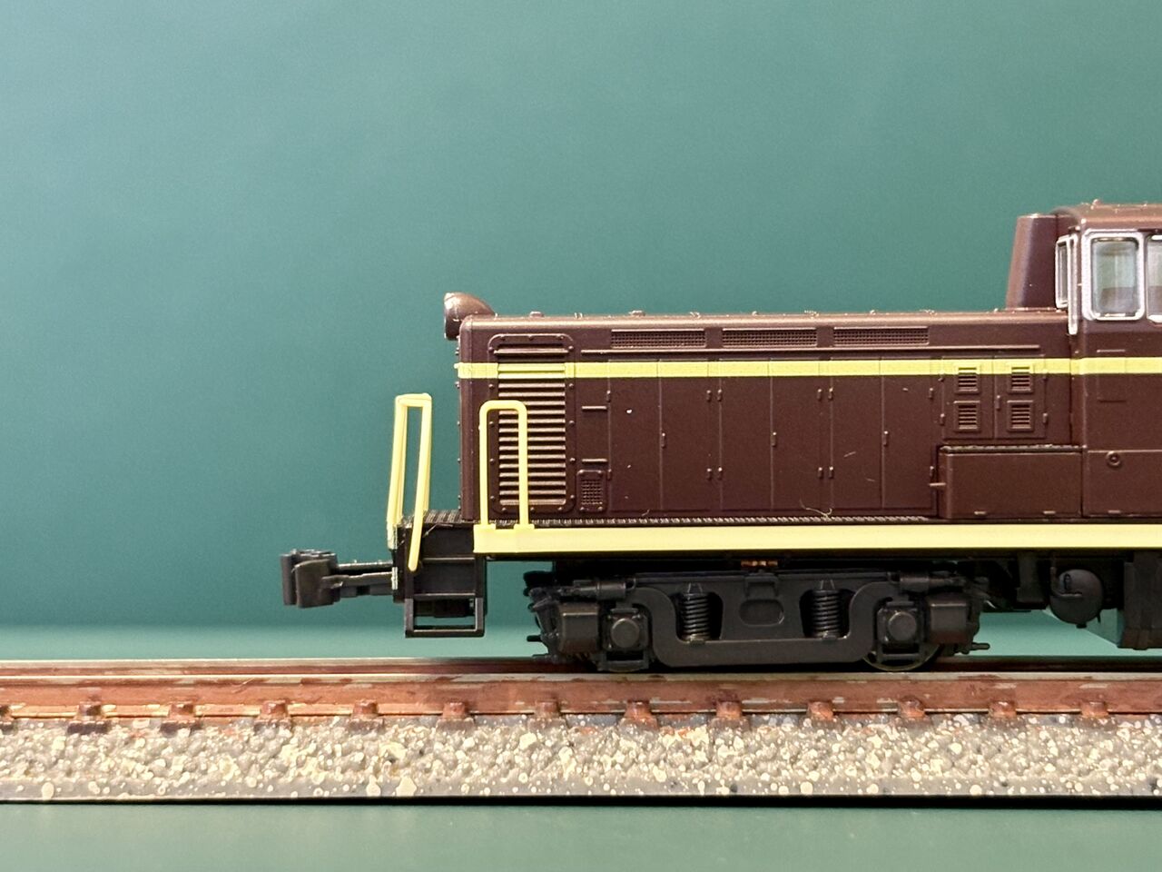 KATO「DD13初期形・茶」の入線整備・その1。 : エヌゲ道 since 2015