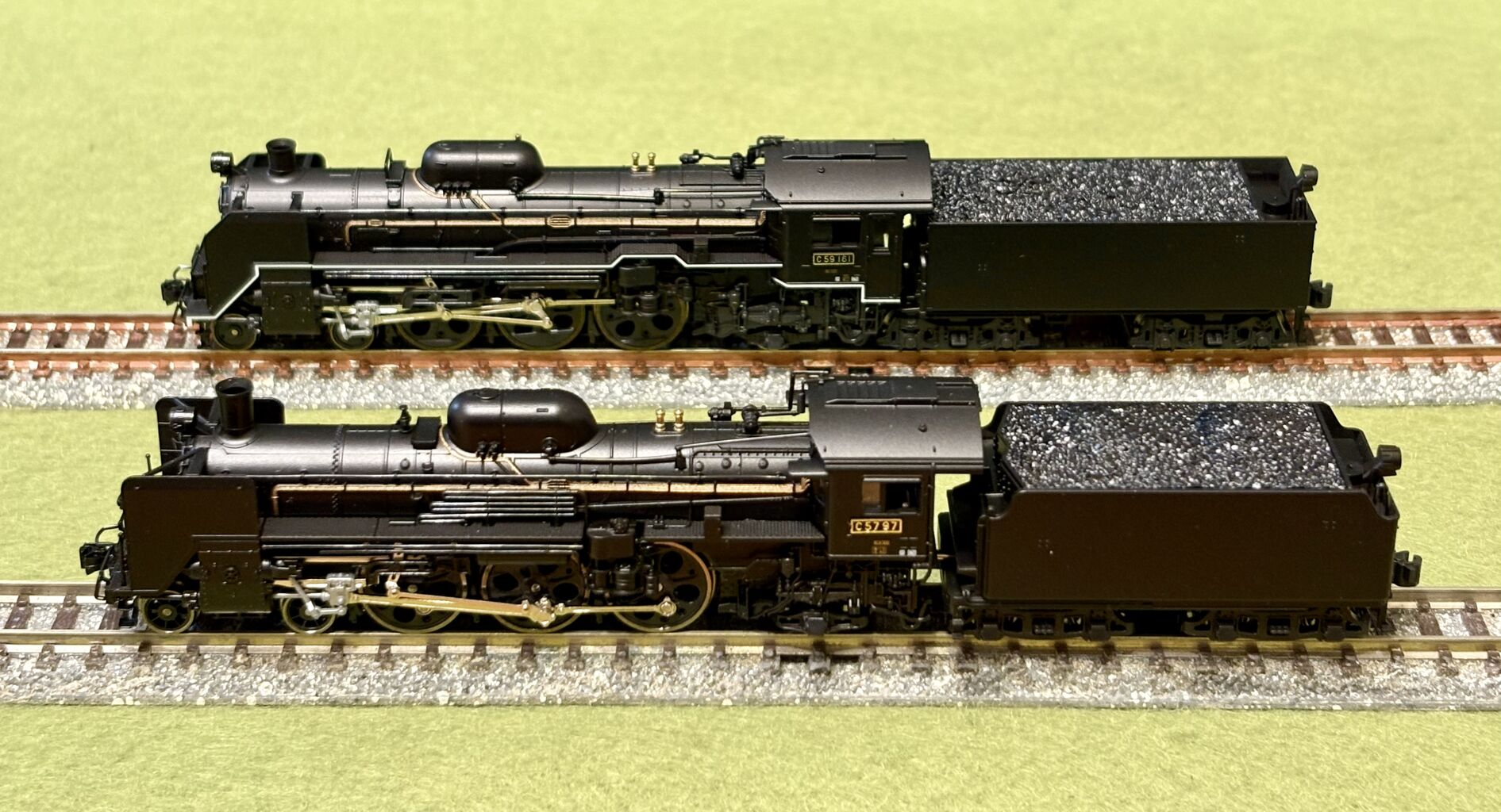 KATOの「C57 1次形」と「C59 戦後形」を並べてみました。 : エヌゲ道