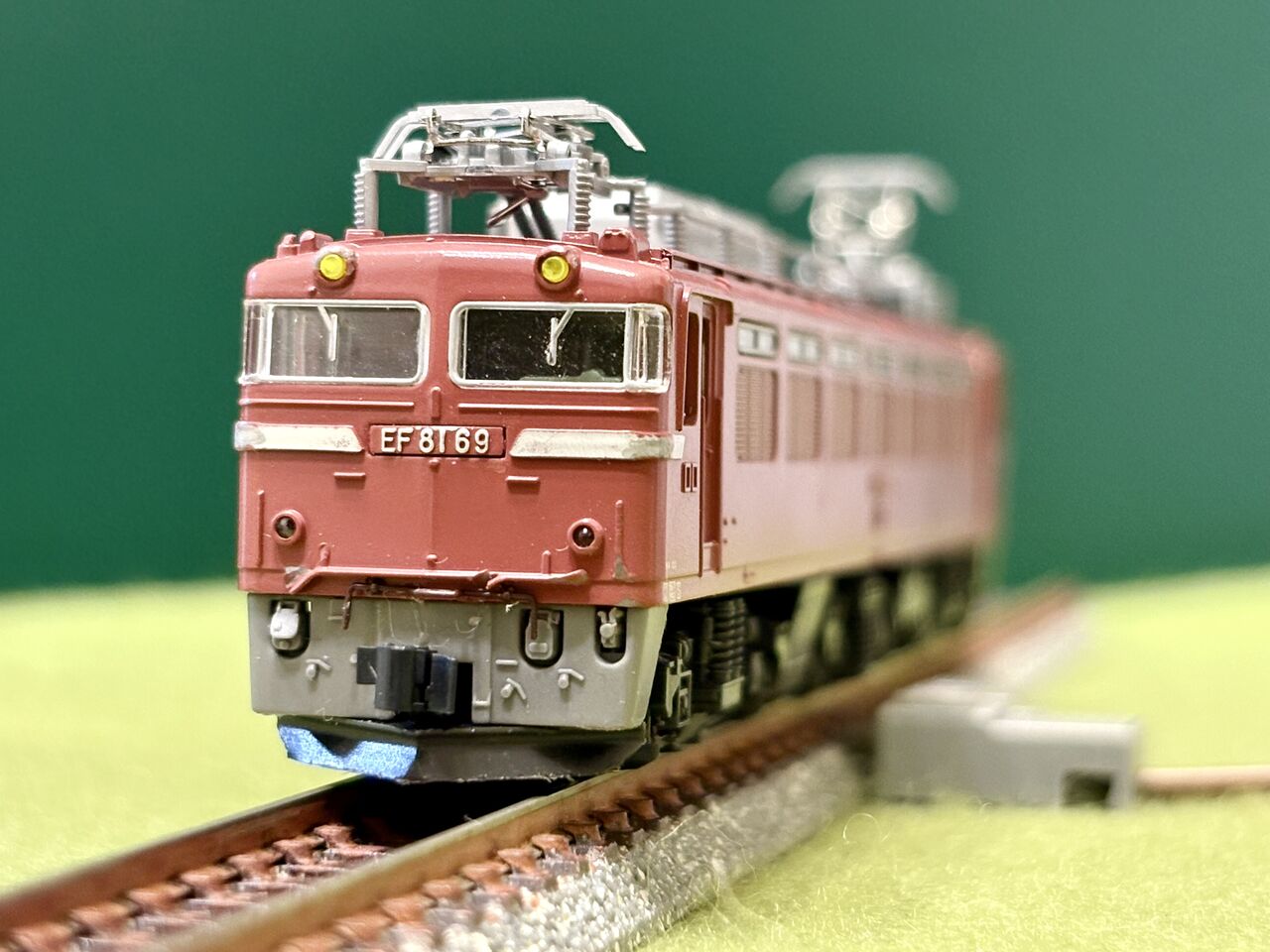 マイクロエースの「ED92形」と、KATOの「EF81形」を並べてみました