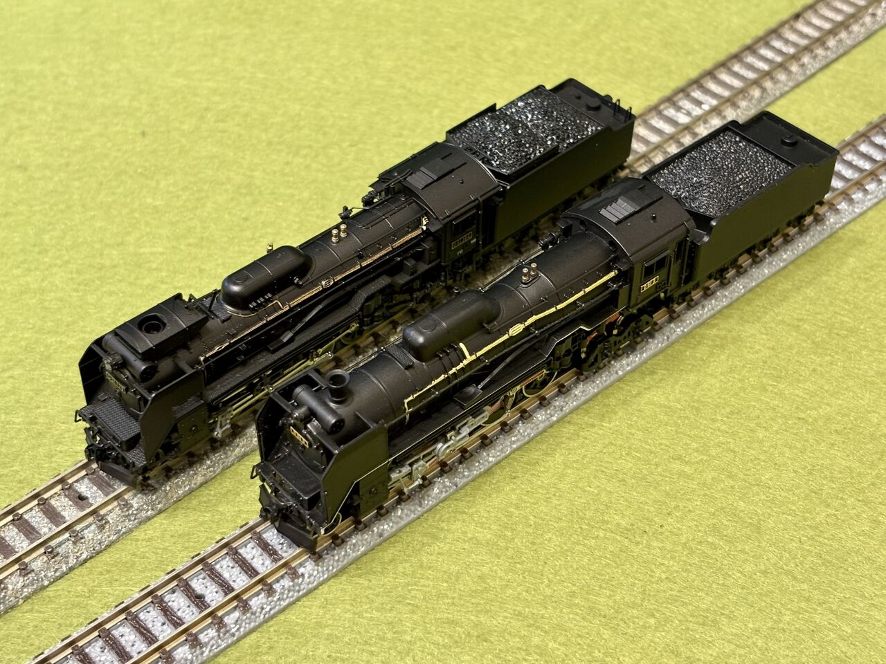 マイクロエースの「D61形」と KATOの「D51形」を並べてみました