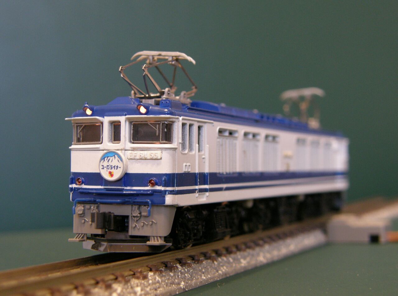 EF64・ユーロライナー」にヘッドマークを取り付けました