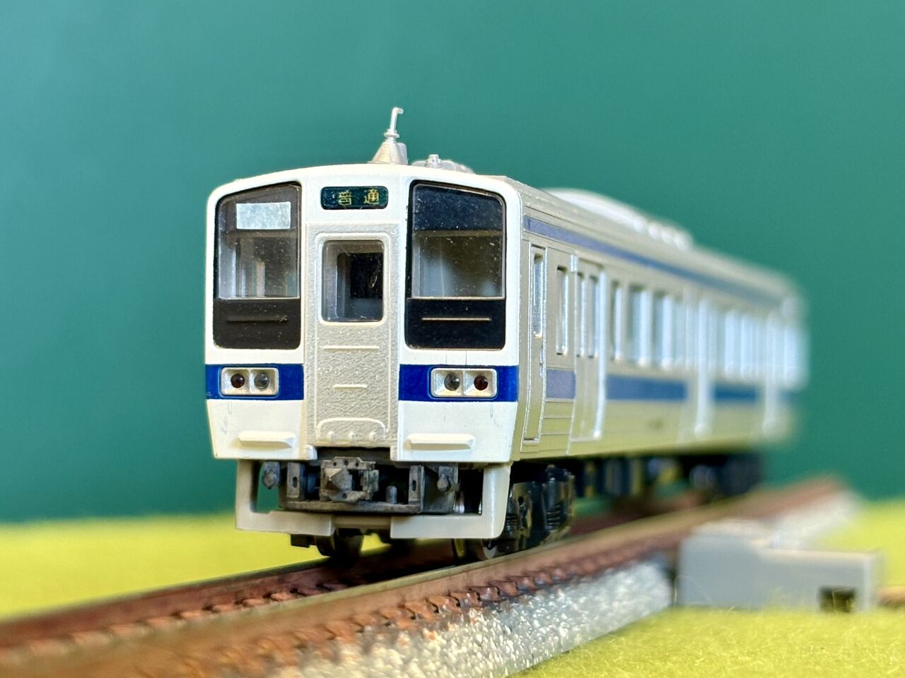 トミックスの「211系」と「415系1500番台」を並べてみました