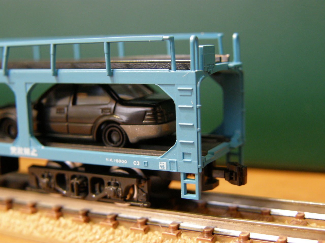 KATO 「ク5000形 車運車（トリコロールカラー）」 : エヌゲ道