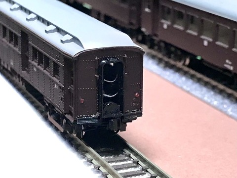 fe9f2eea-s.jpg